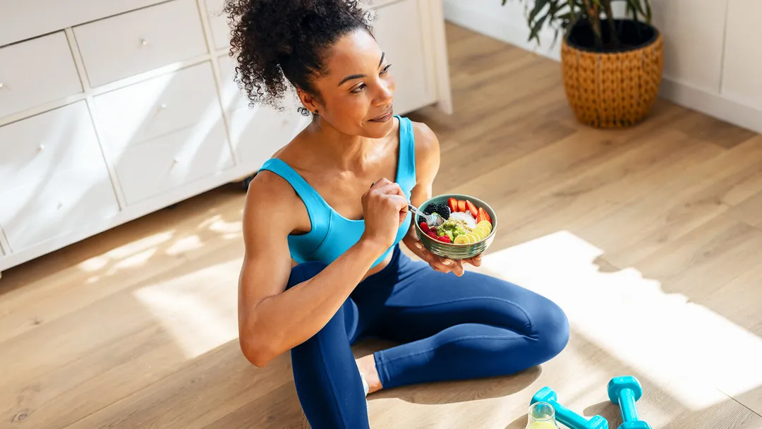 What Should I Eat Before and After My Morning, Afternoon, or Evening Workout